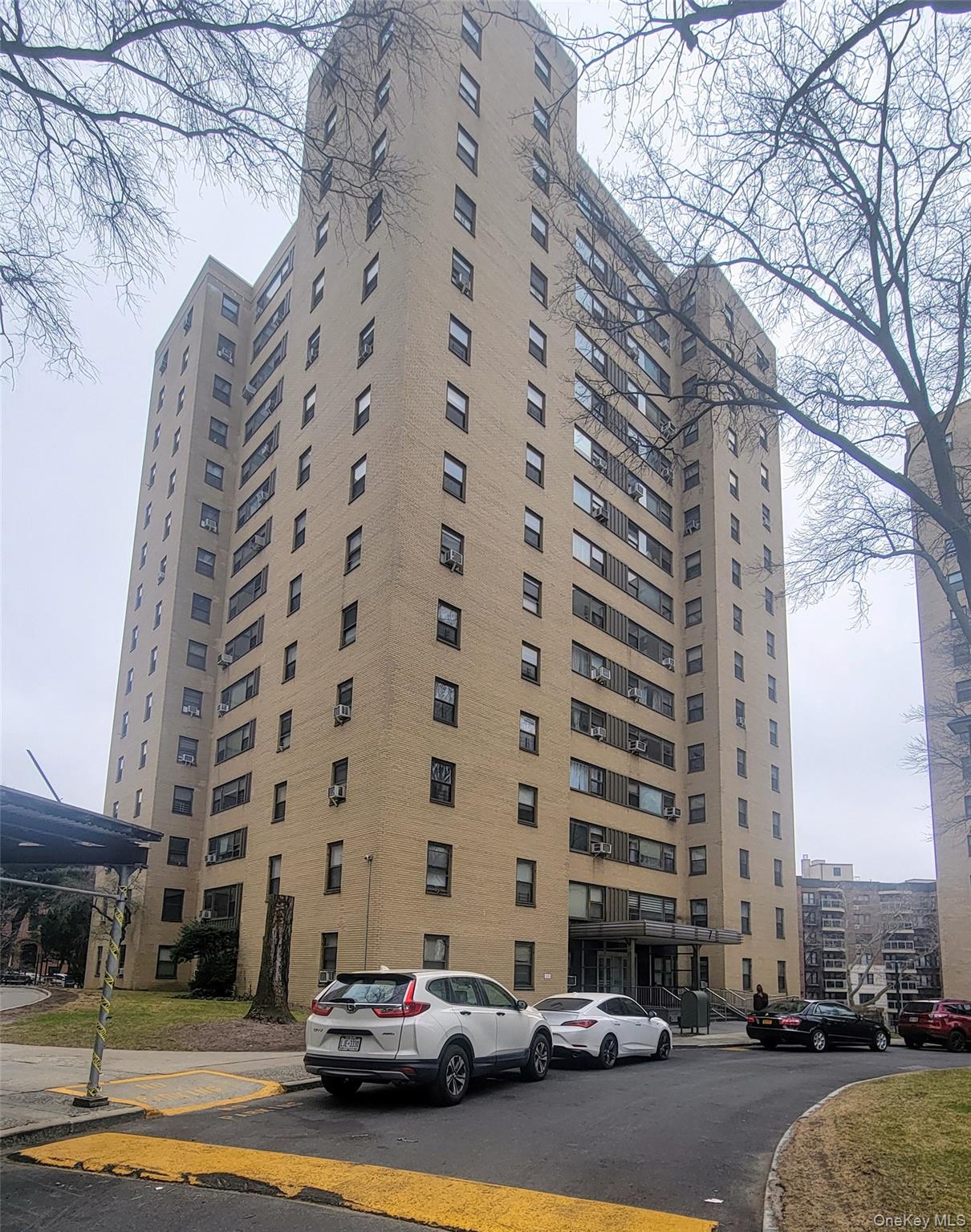 7 FORDHAM HILL Oval # 16C, Bronx, NY 10468