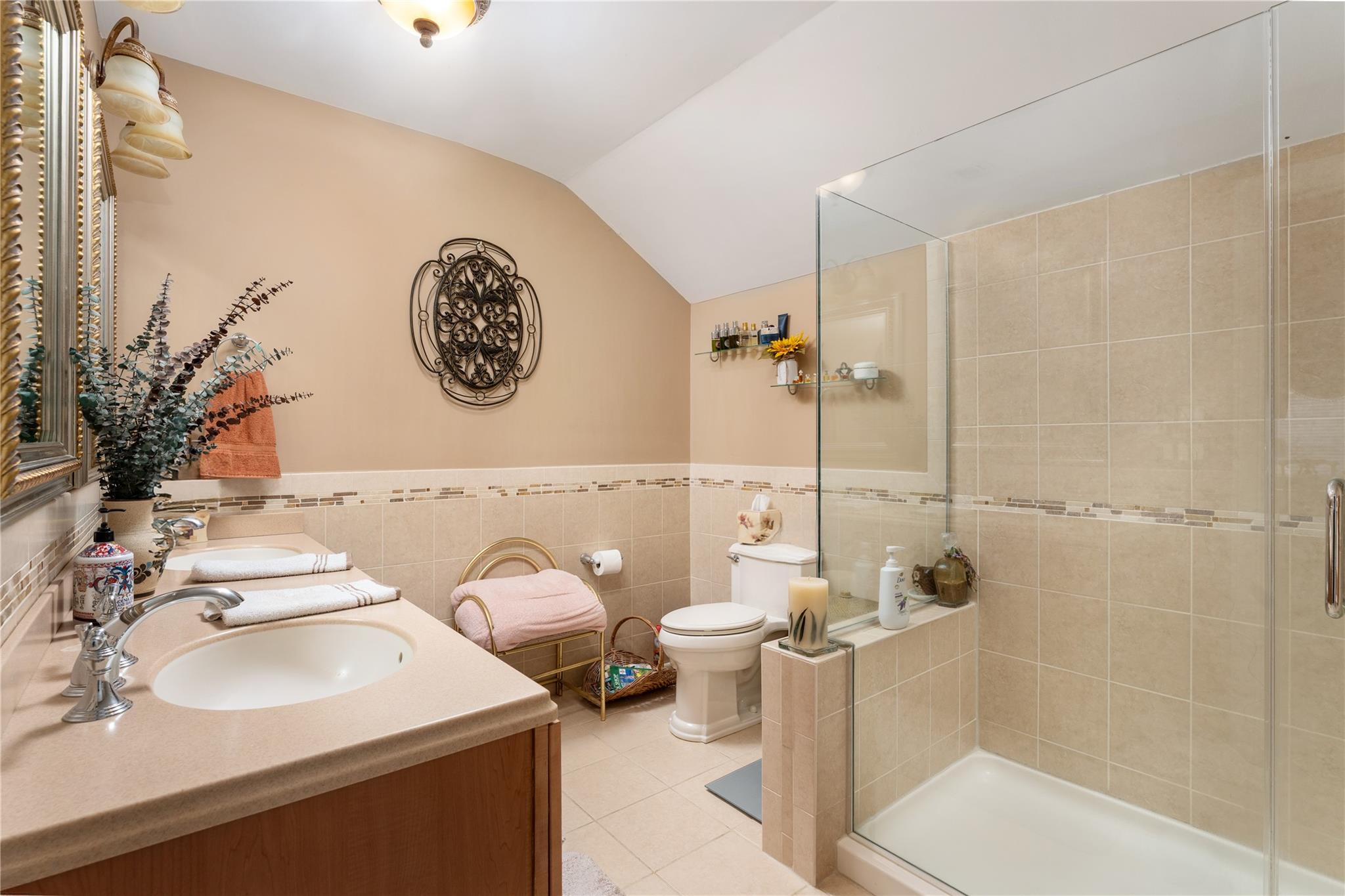 19 Rose Lane # 19, Mount Sinai, NY 11766