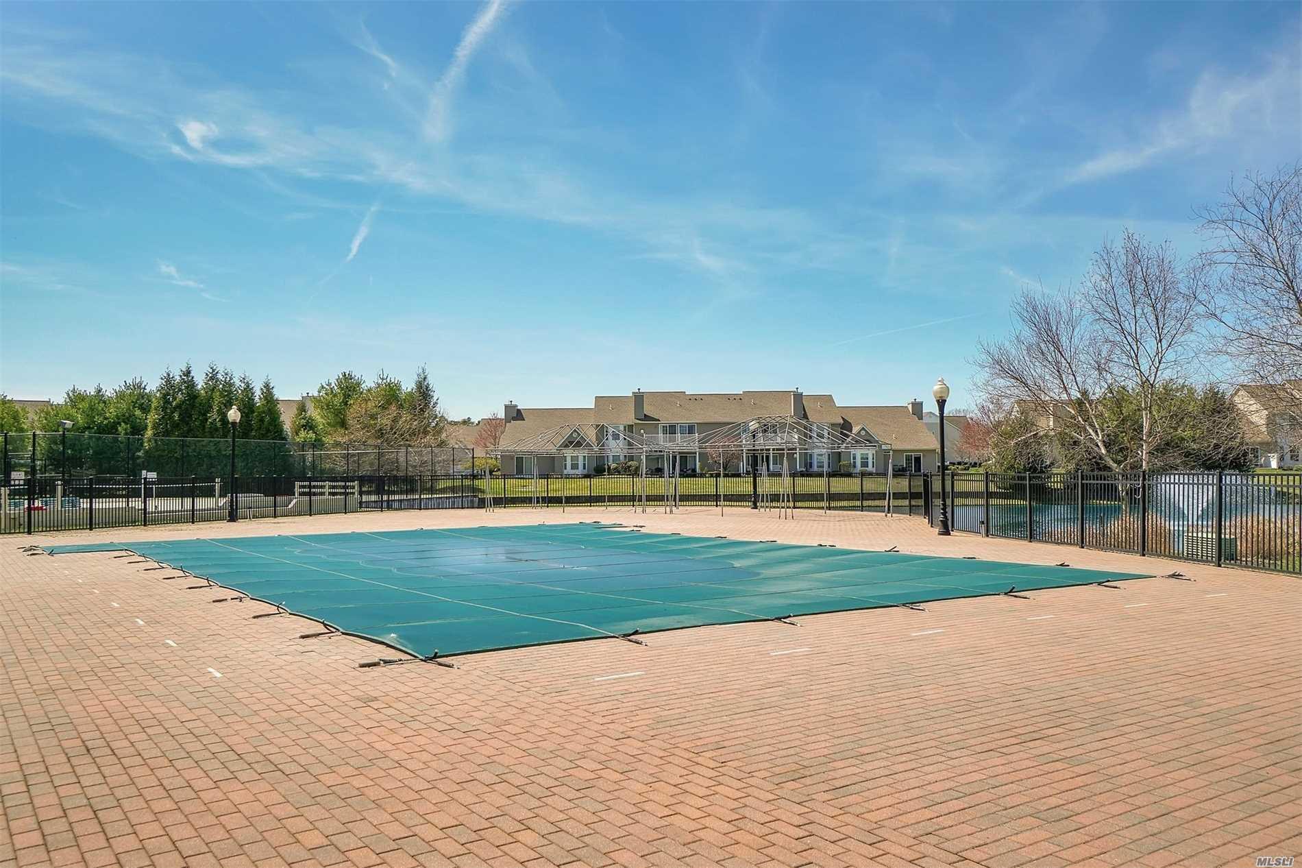 19 Rose Lane # 19, Mount Sinai, NY 11766