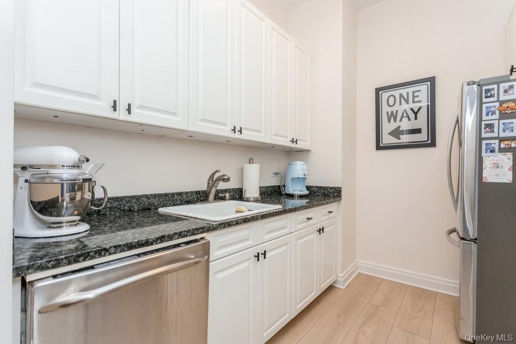 1 Scarsdale Road # 209, Tuckahoe, NY 10707