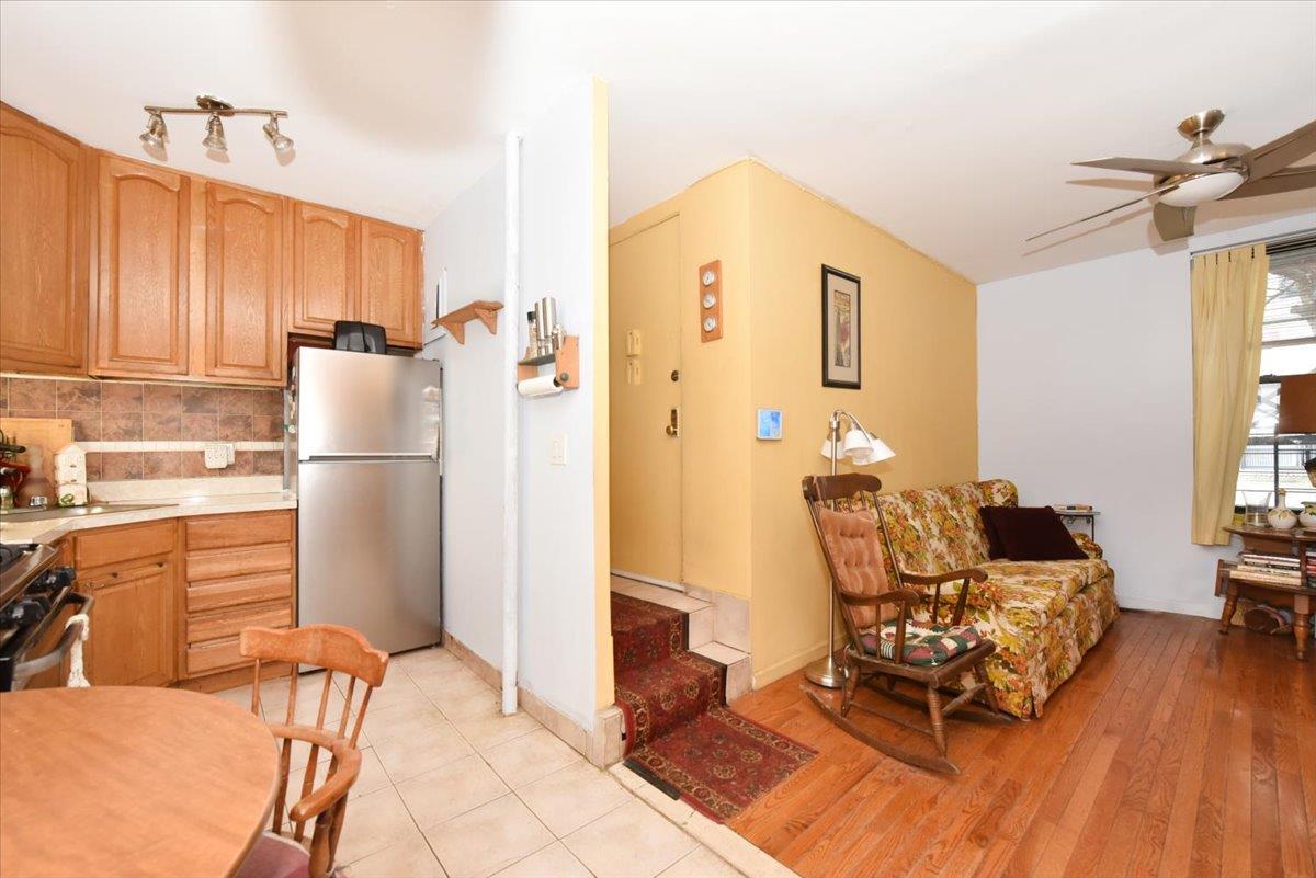 21-16 35 Street # 1B, Astoria, NY 11105