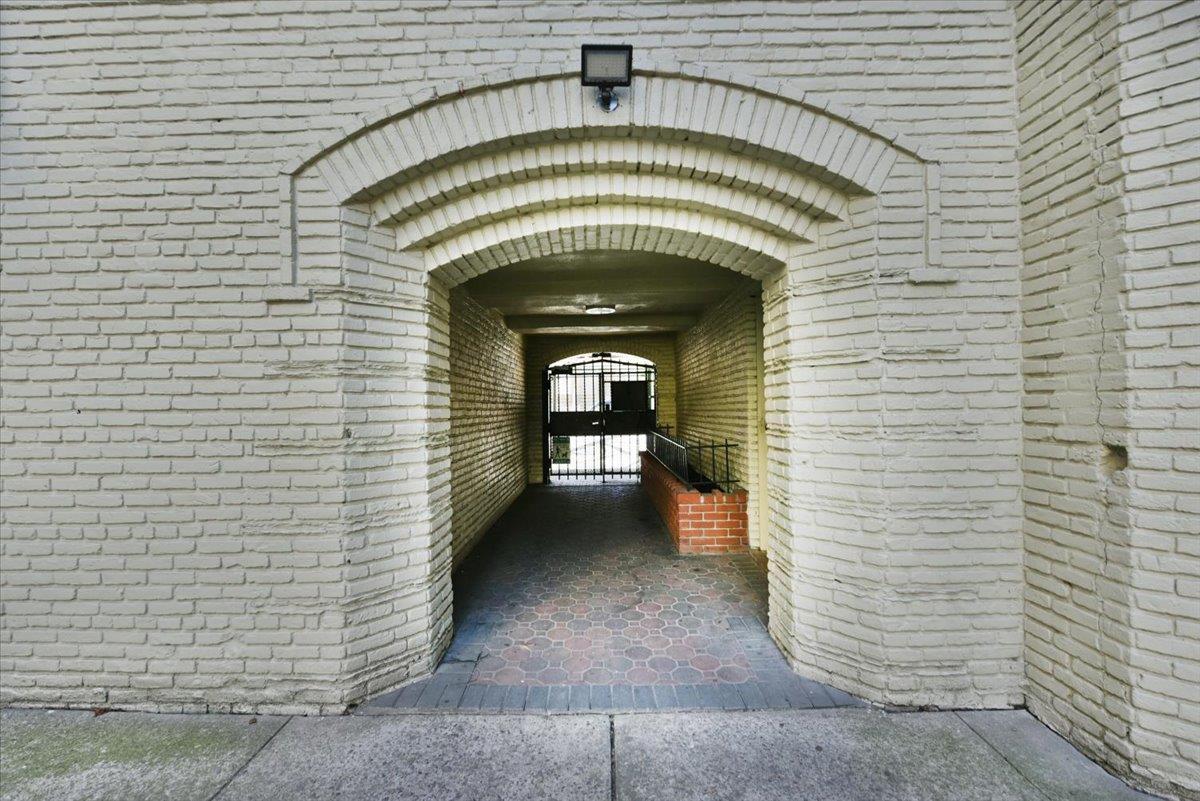 21-16 35 Street # 1B, Astoria, NY 11105