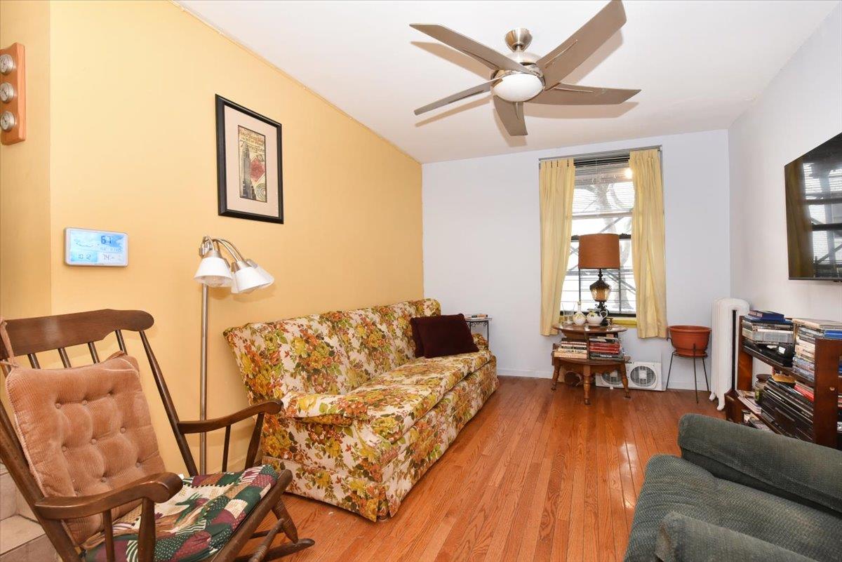 21-16 35 Street # 1B, Astoria, NY 11105