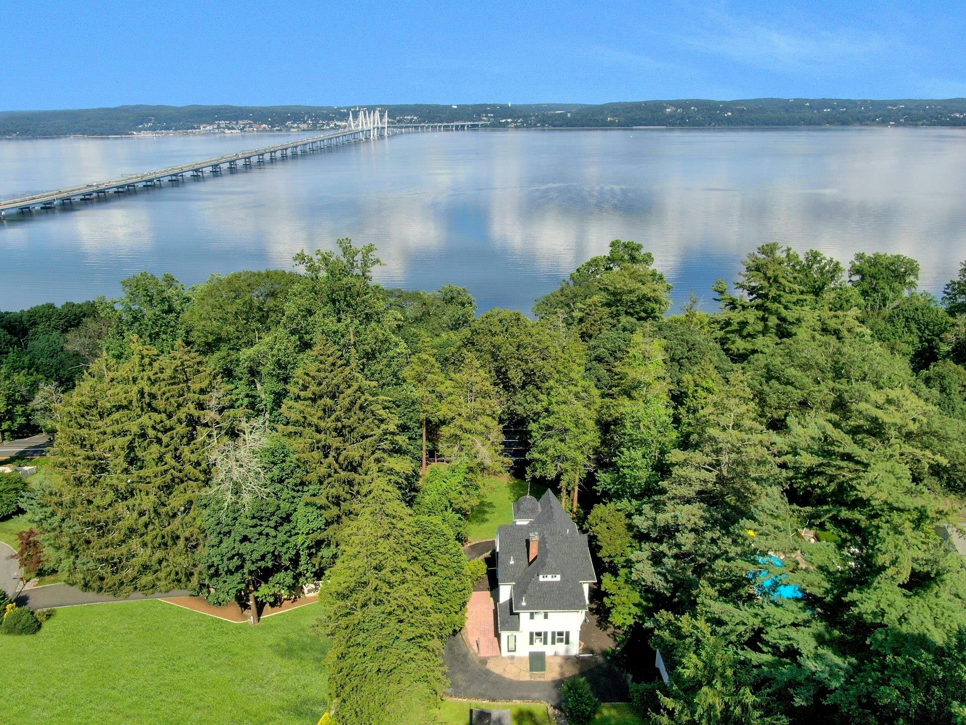 1002 Route 9W, Nyack, NY 10960