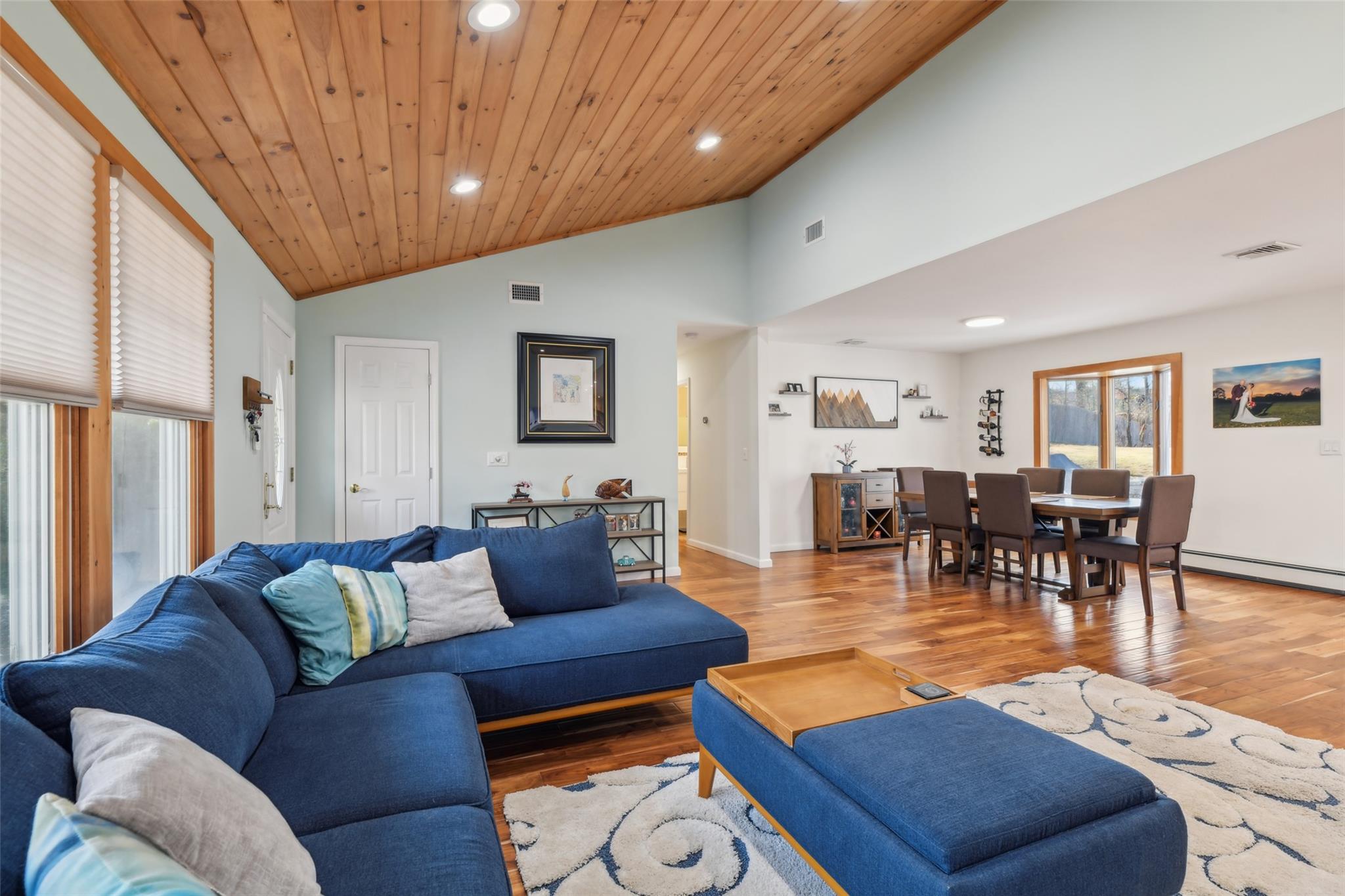 8 Rustic Road, Yaphank, NY 11980