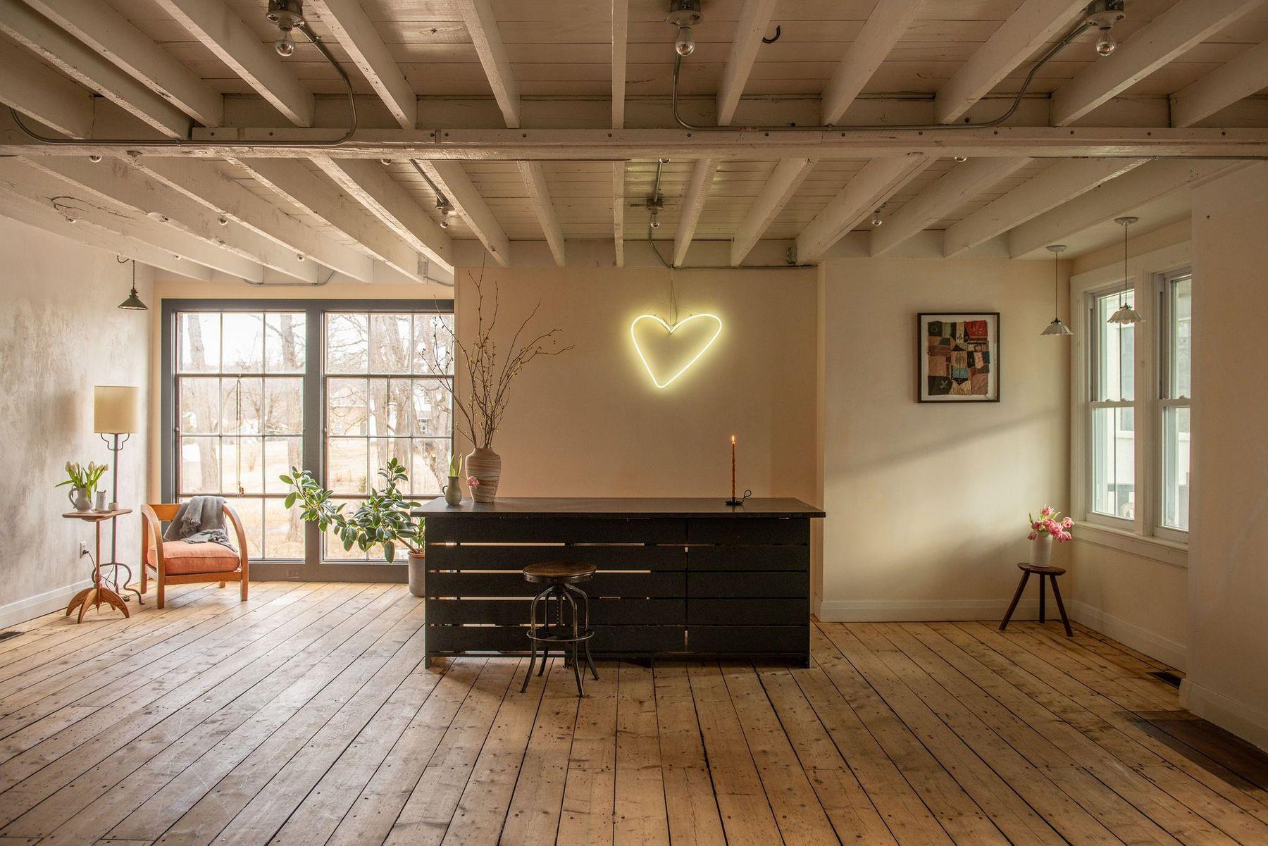 222 Main Street, Germantown, NY 12526