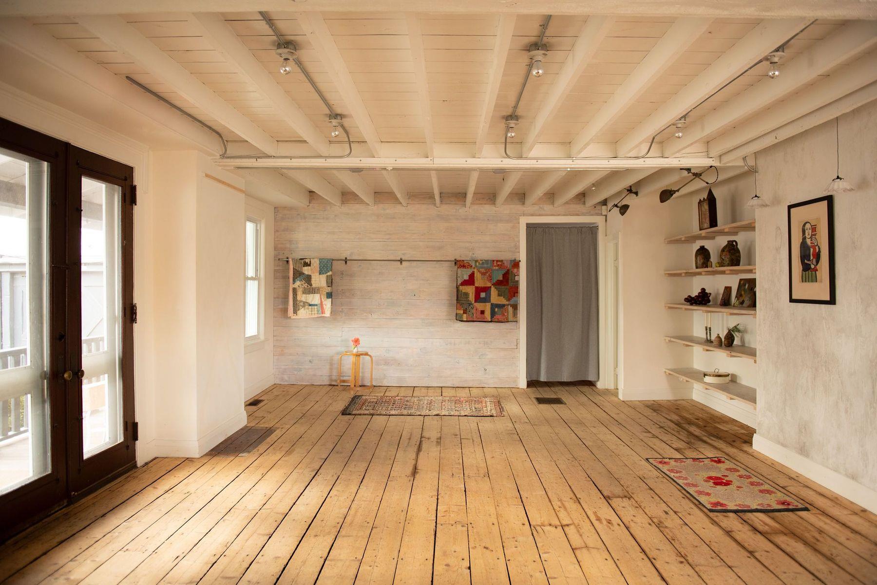 222 Main Street, Germantown, NY 12526