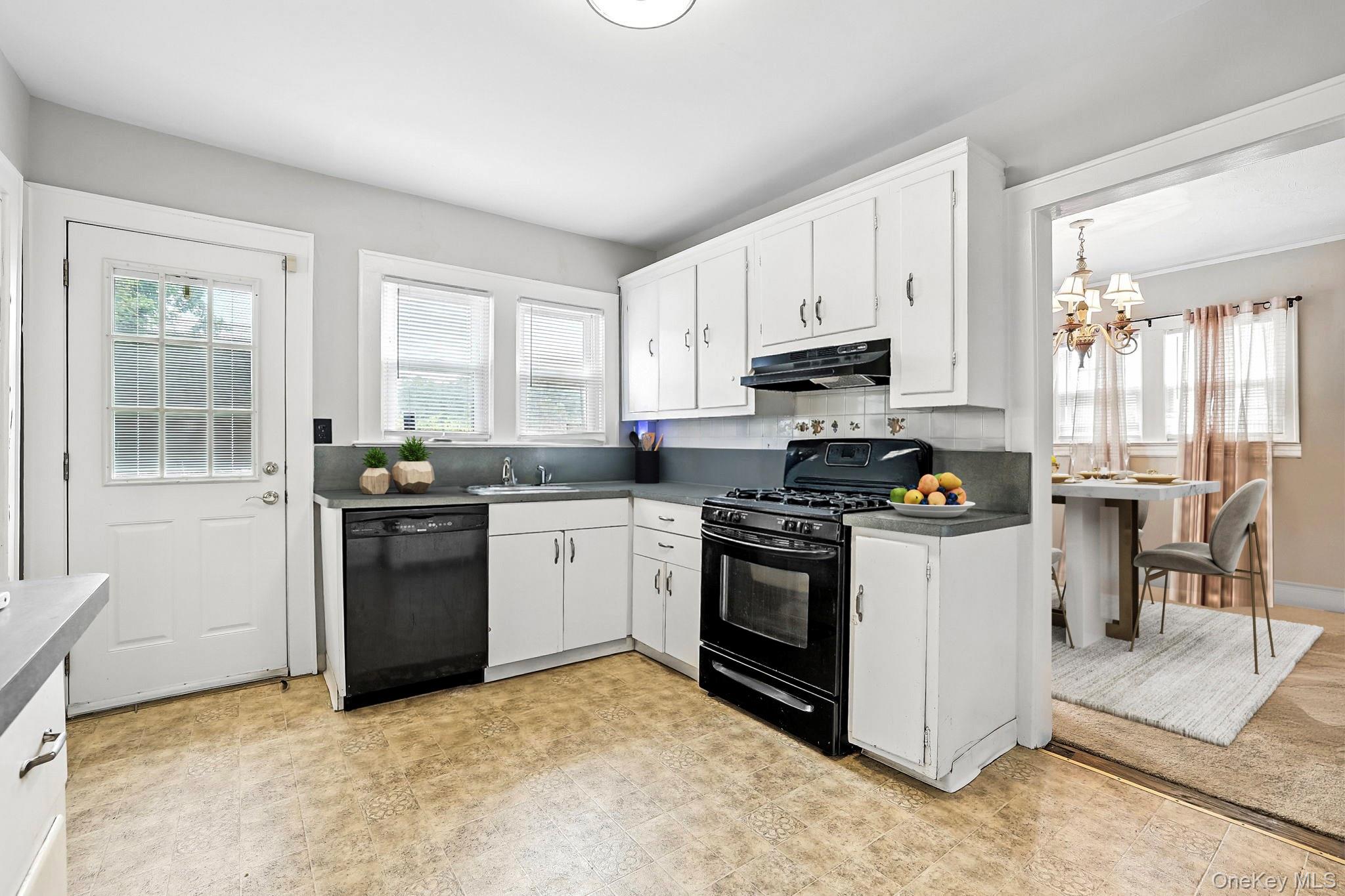 50 Cloverdale Avenue, White Plains, NY 10603