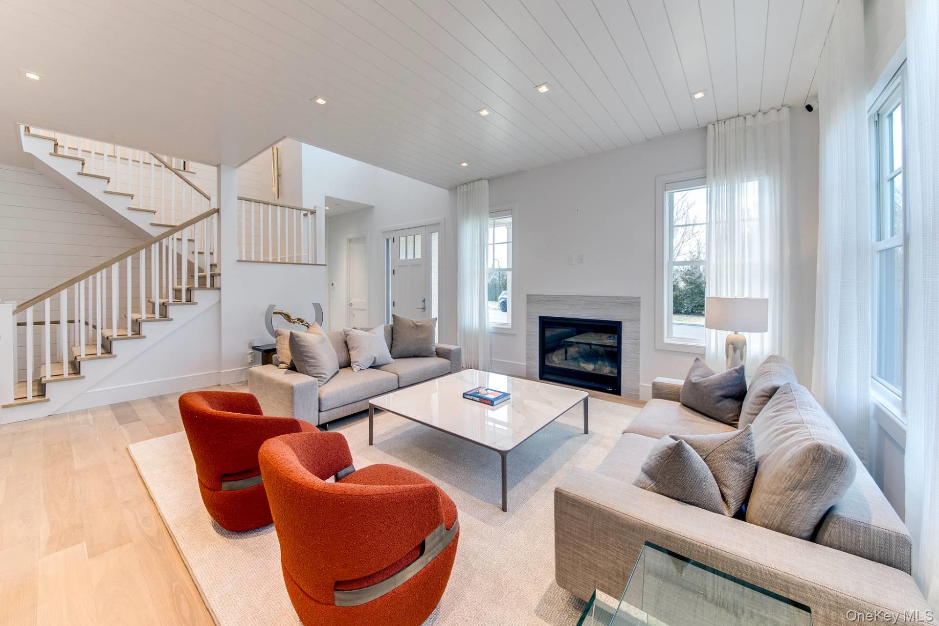 2 Spruce Court # 7A, Water Mill, NY 11976