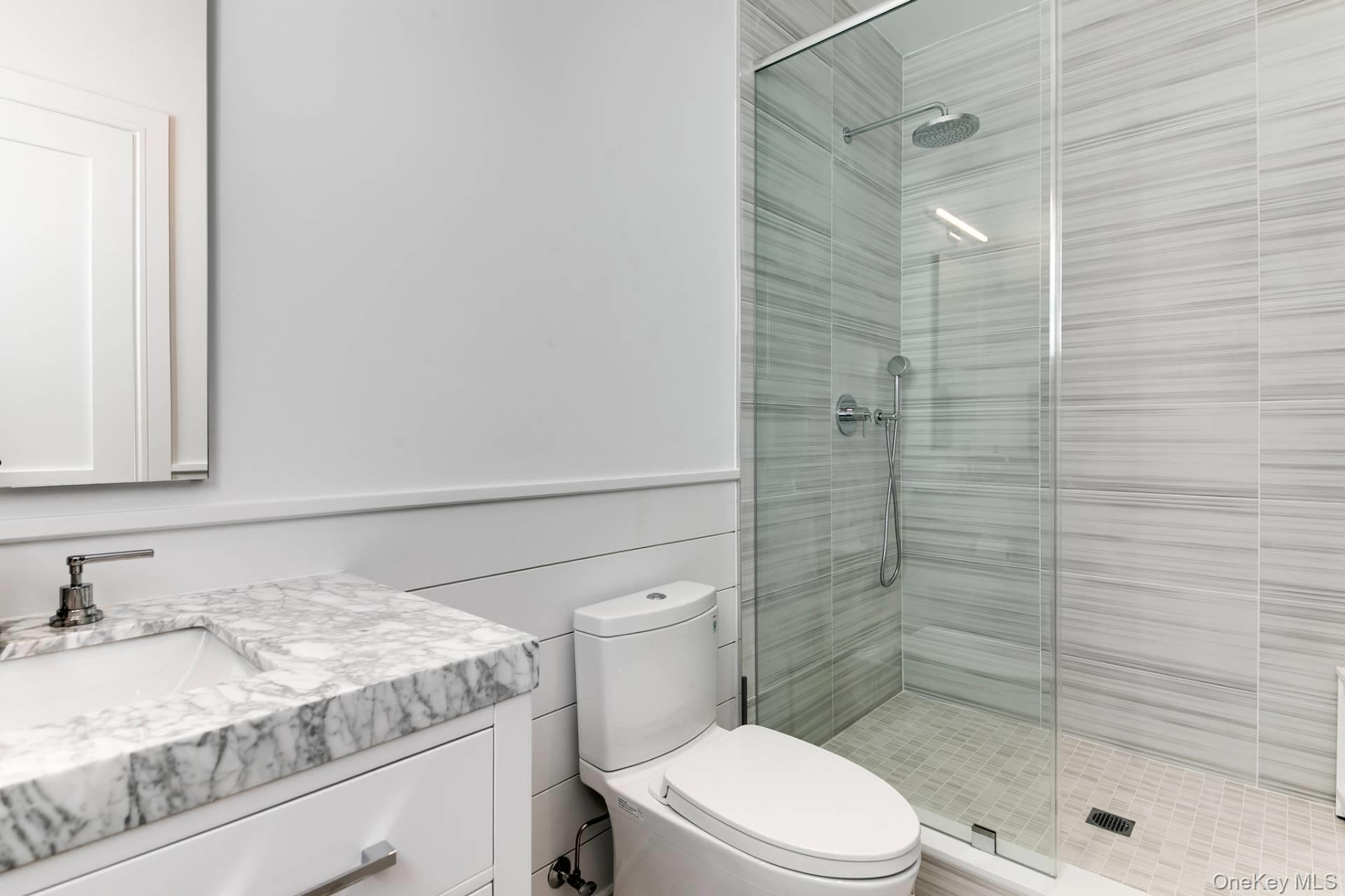 2 Spruce Court # 7A, Water Mill, NY 11976