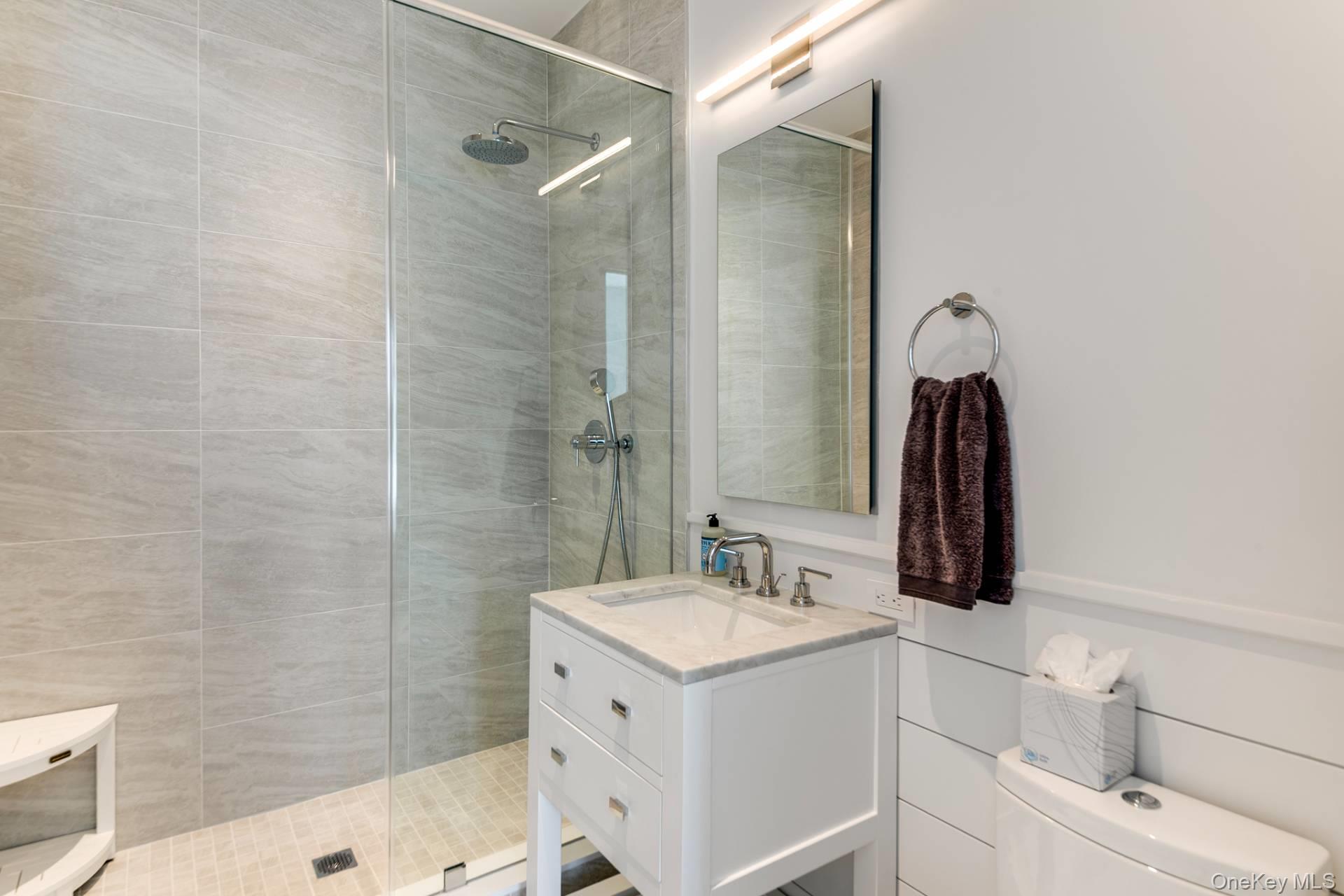 2 Spruce Court # 7A, Water Mill, NY 11976