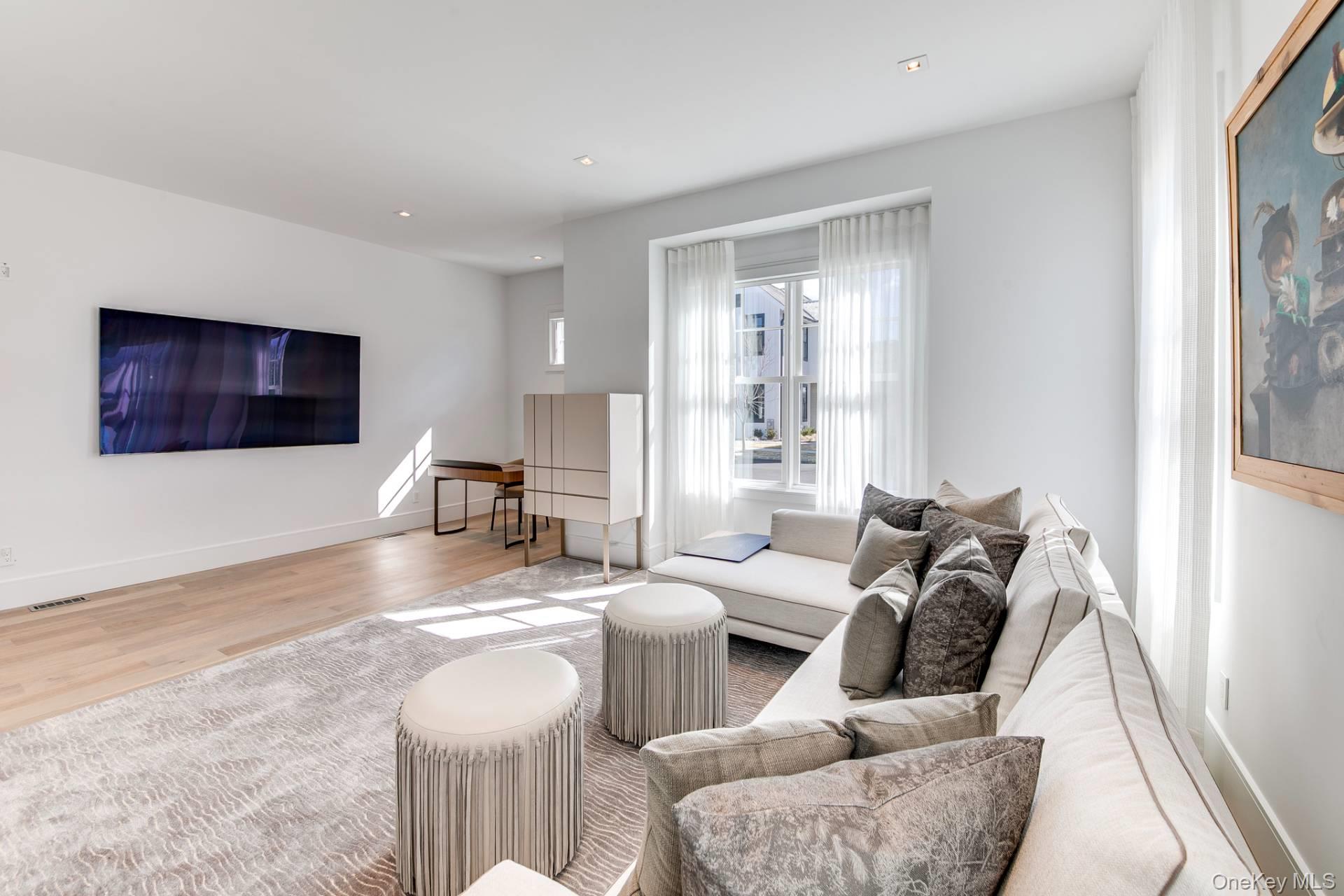 2 Spruce Court # 7A, Water Mill, NY 11976