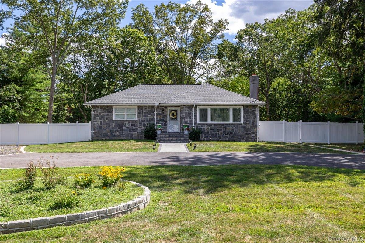 64 Sea Cliff Street, Islip Terrace, NY 11752