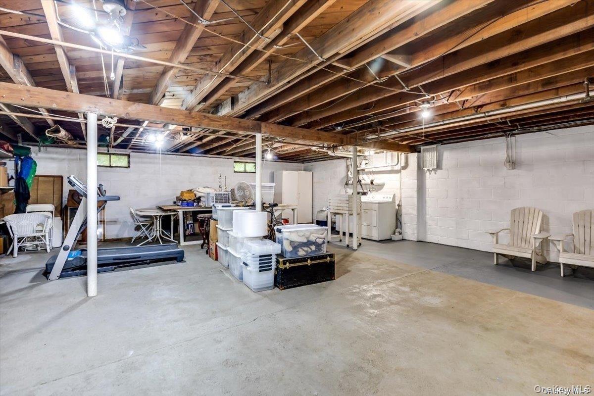 64 Sea Cliff Street, Islip Terrace, NY 11752