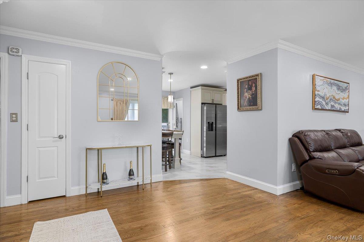 64 Sea Cliff Street, Islip Terrace, NY 11752