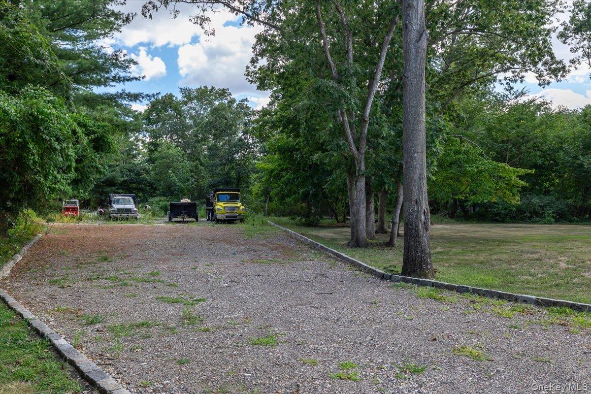 64 Sea Cliff Street, Islip Terrace, NY 11752