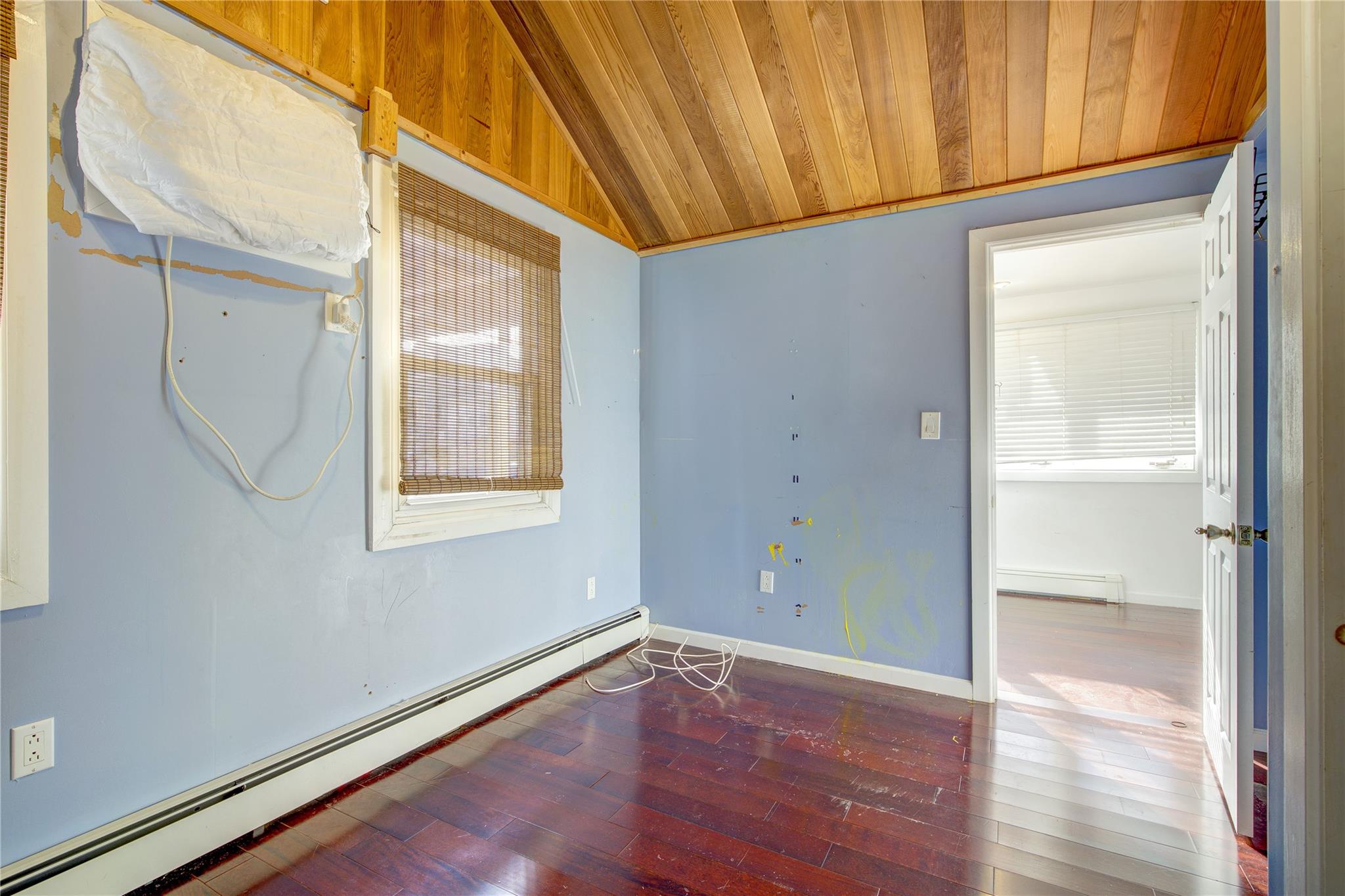 74 Pennsylvania Avenue, Long Beach, NY 11561