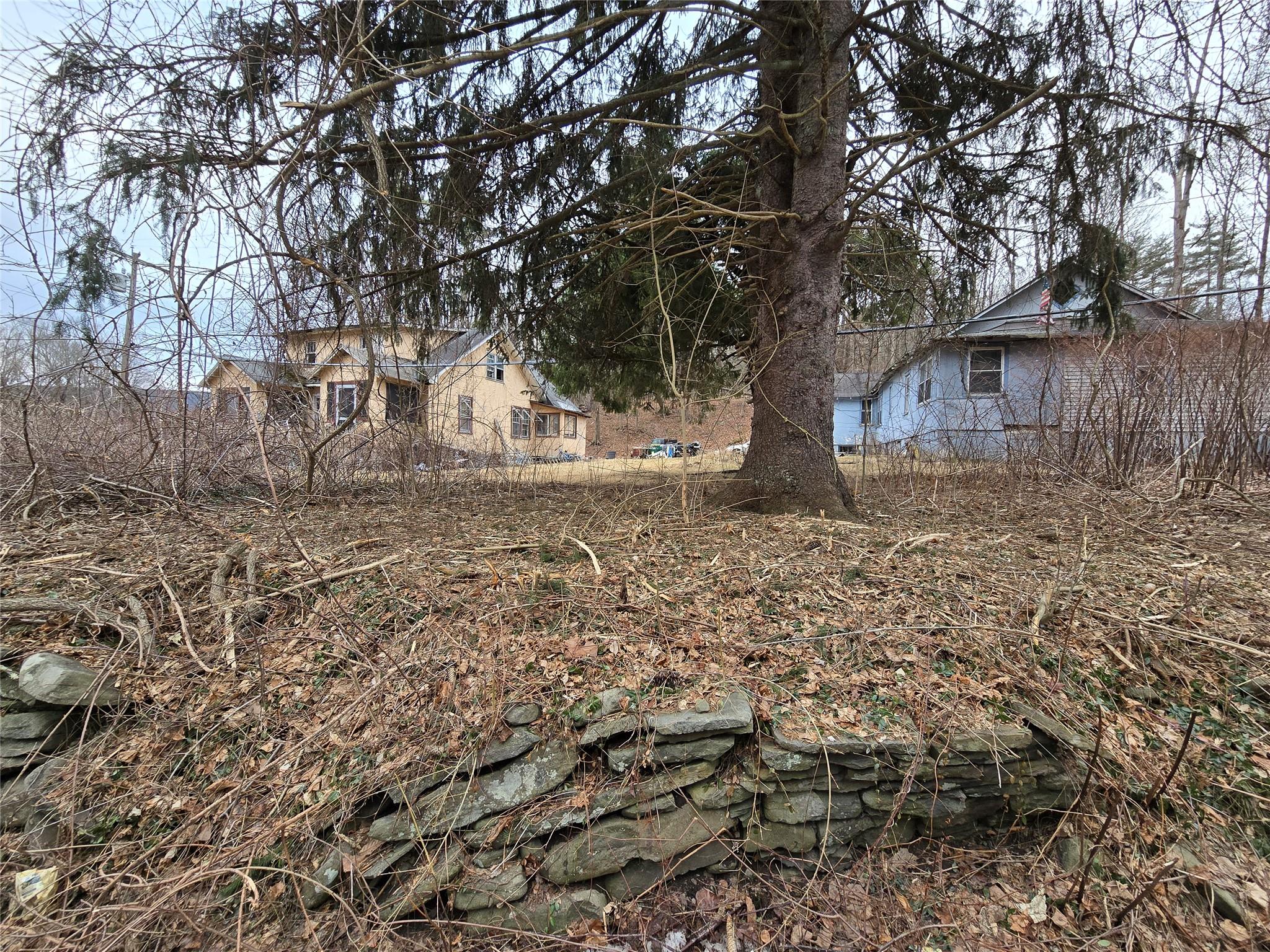 87 N Old Greenfield Road, Ellenville, NY 12428