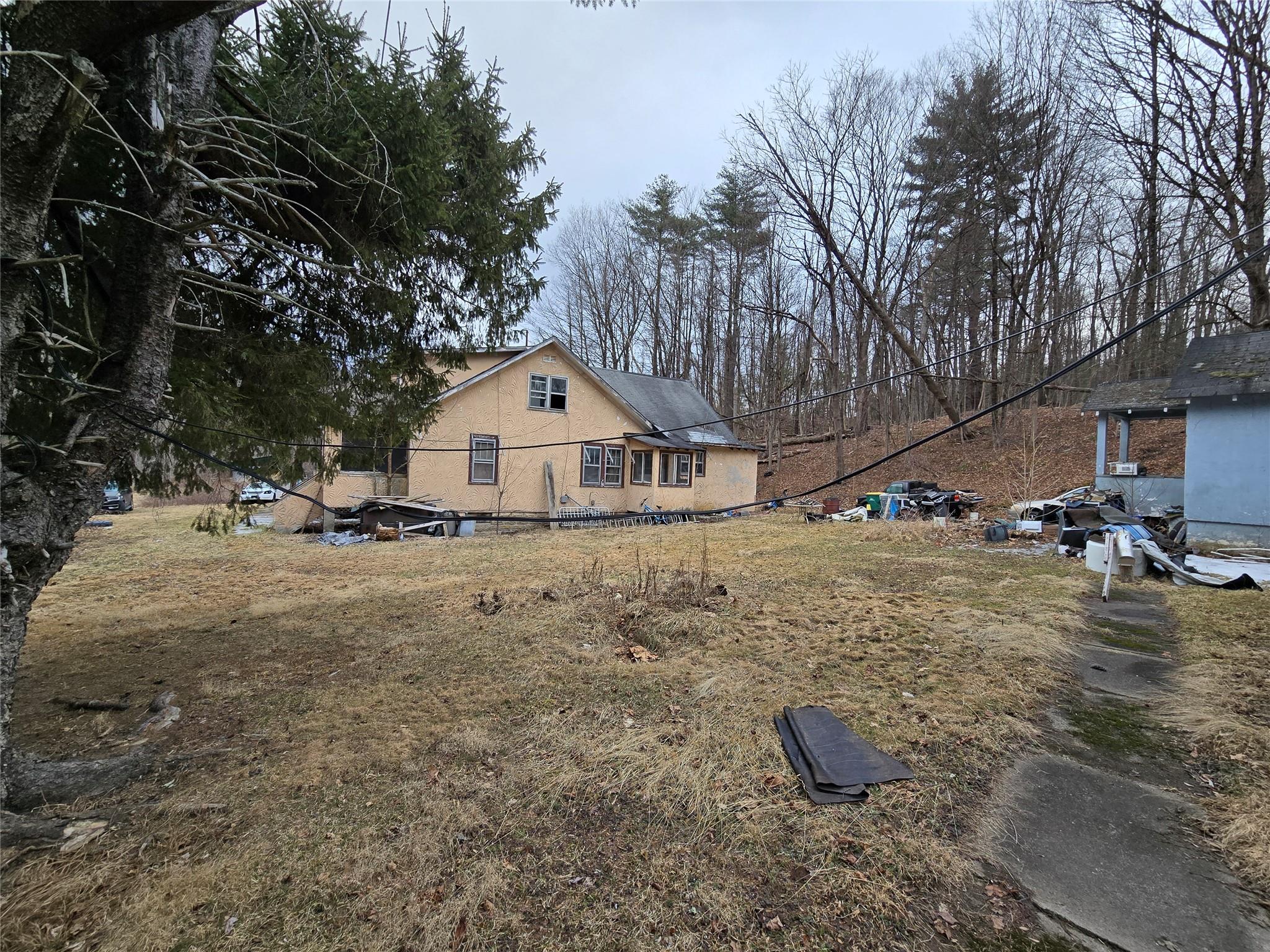 87 N Old Greenfield Road, Ellenville, NY 12428