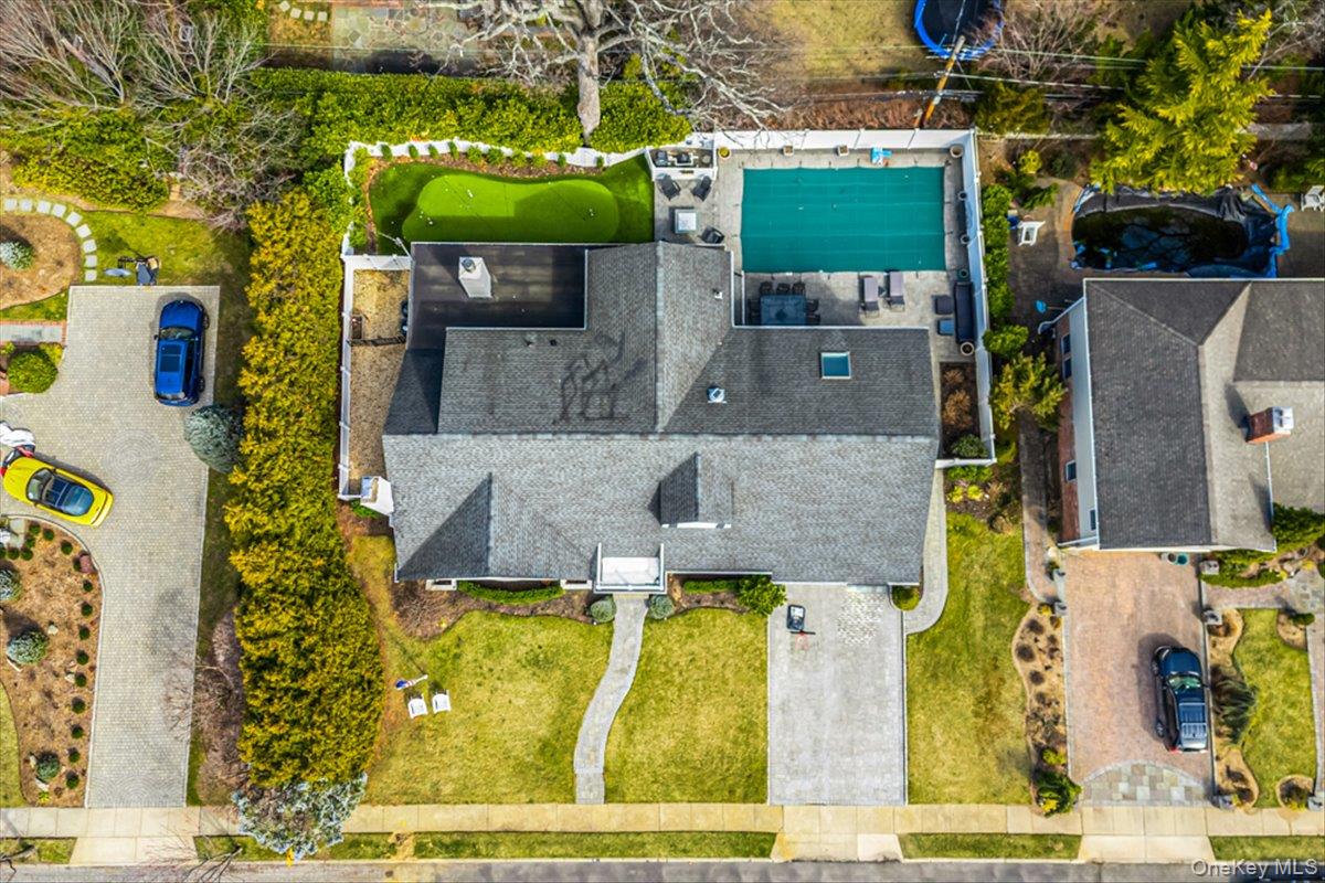 111 Berkshire Road, Rockville Centre, NY 11570