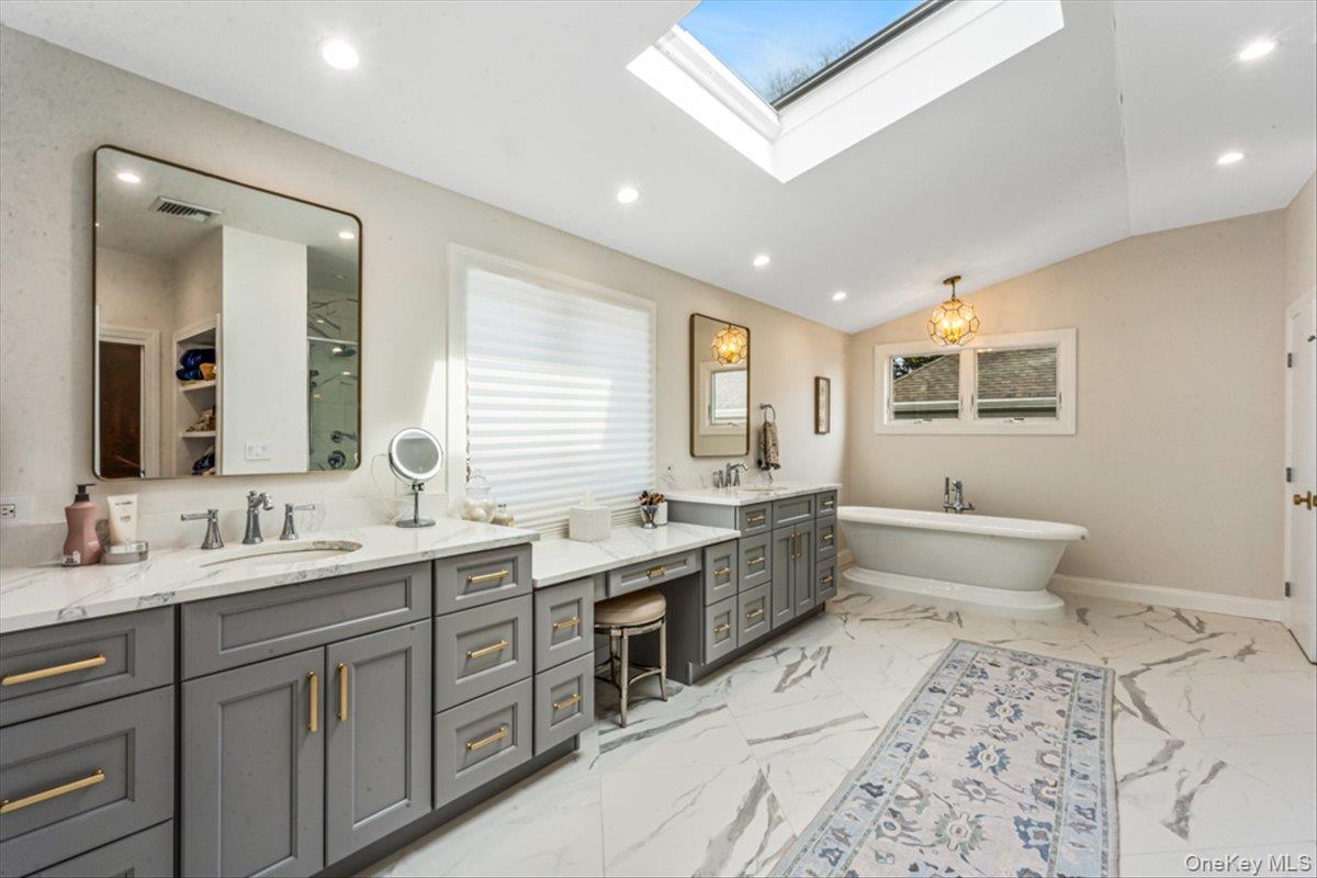 111 Berkshire Road, Rockville Centre, NY 11570