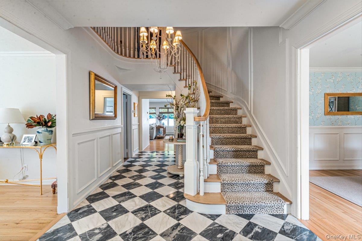 111 Berkshire Road, Rockville Centre, NY 11570