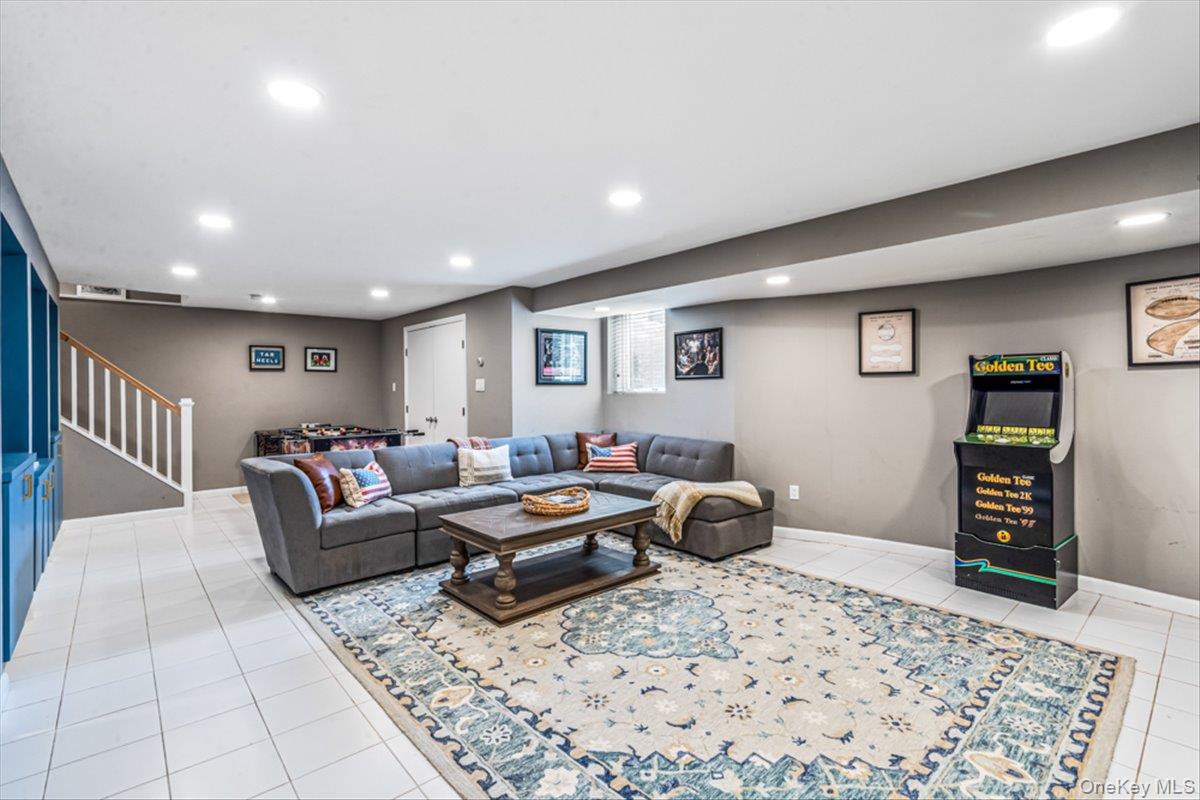 111 Berkshire Road, Rockville Centre, NY 11570