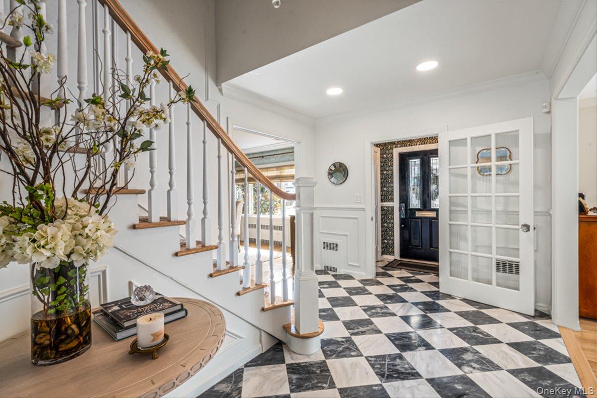 111 Berkshire Road, Rockville Centre, NY 11570