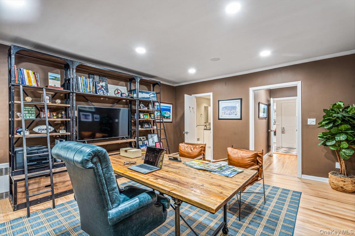 111 Berkshire Road, Rockville Centre, NY 11570