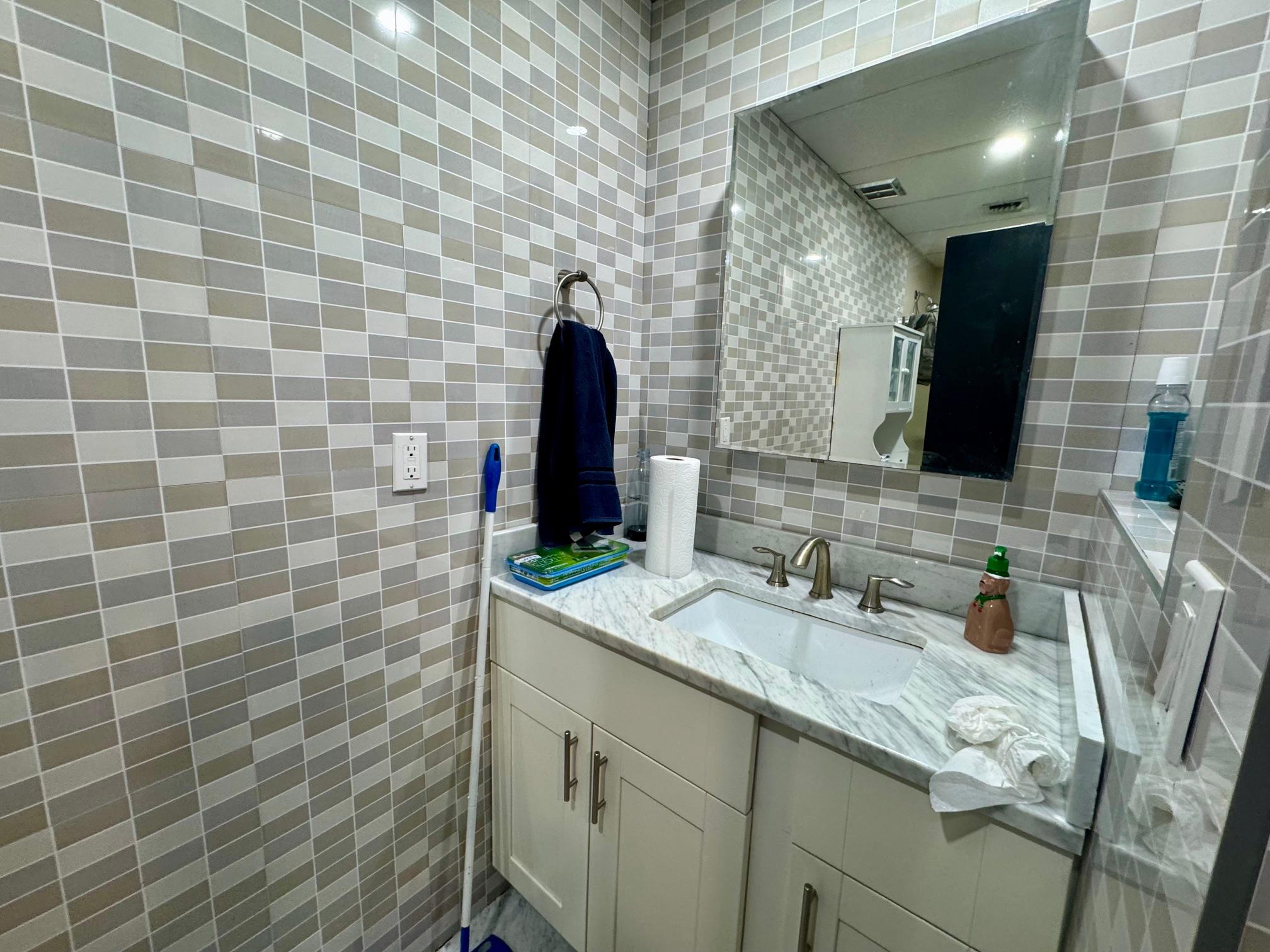 1325 M Street, Elmont, NY 11003