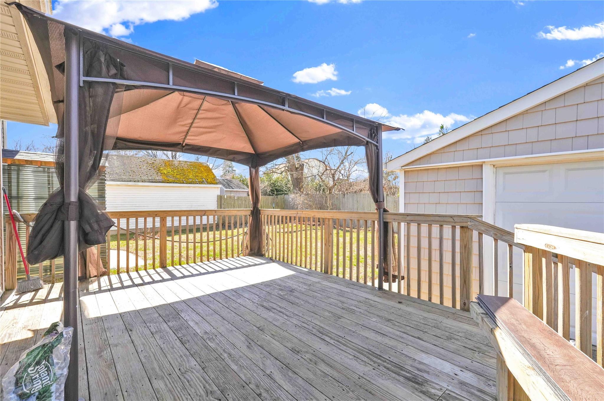 160 3rd Avenue, Bay Shore, NY 11706