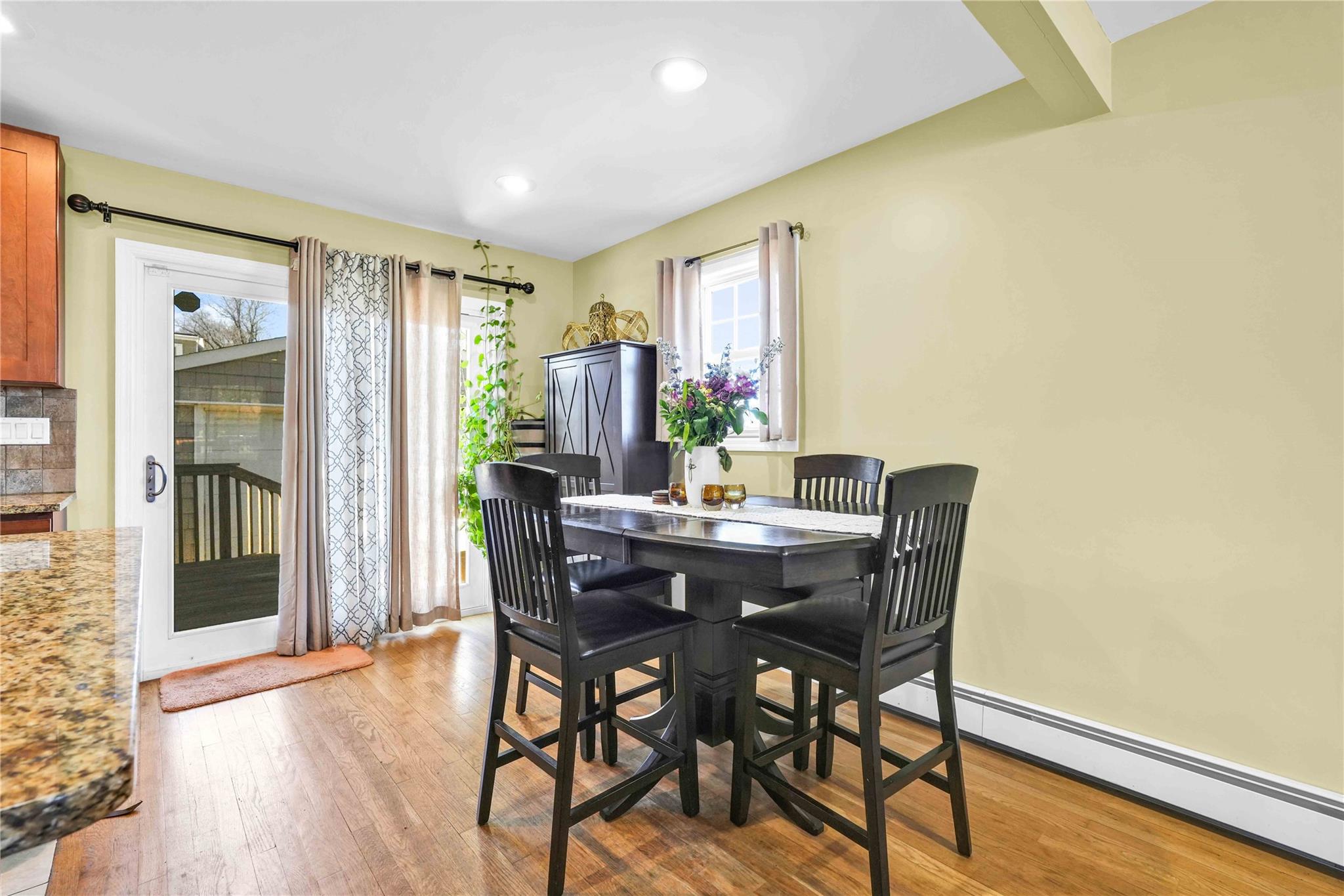 160 3rd Avenue, Bay Shore, NY 11706