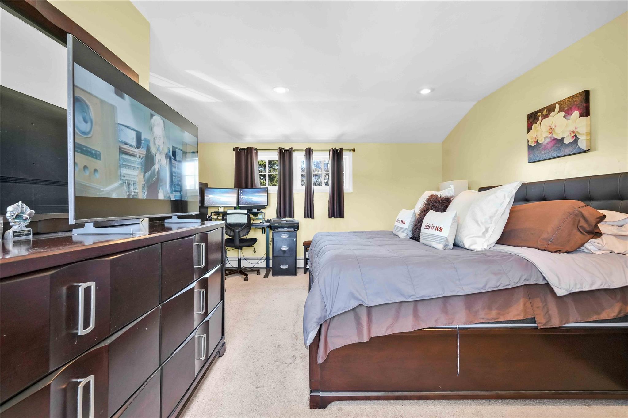 160 3rd Avenue, Bay Shore, NY 11706