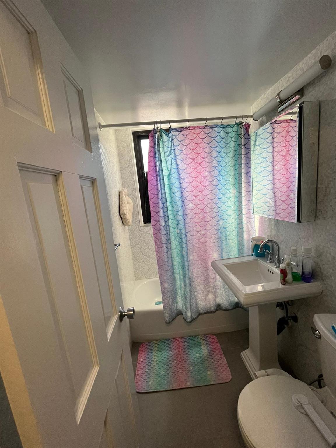 61-55 98 Street # 1D, Rego Park, NY 11374