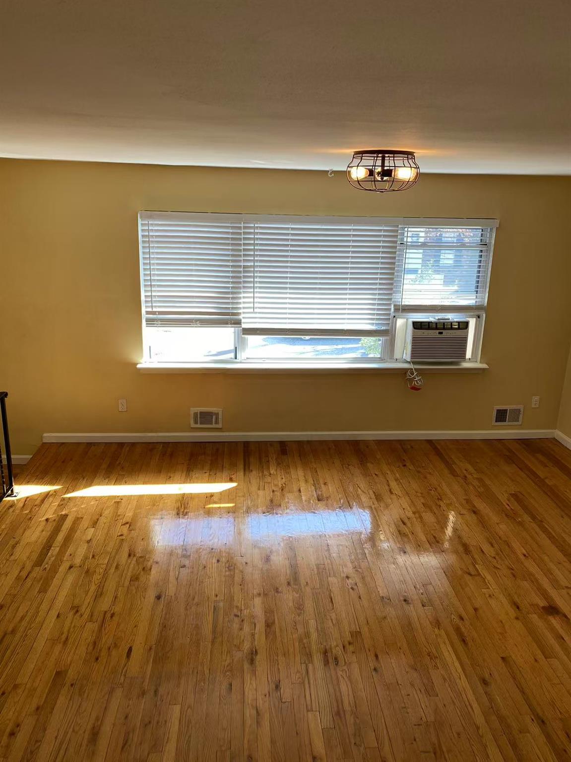 3412 Brookside Street # 2nd Floor, Little Neck, NY 11363