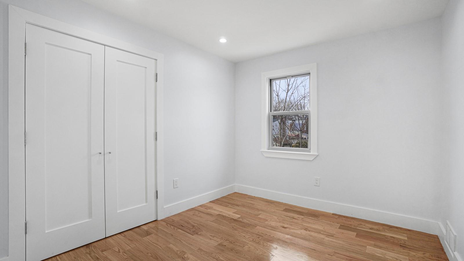 120-60 200 ST, Jamaica, NY 11412