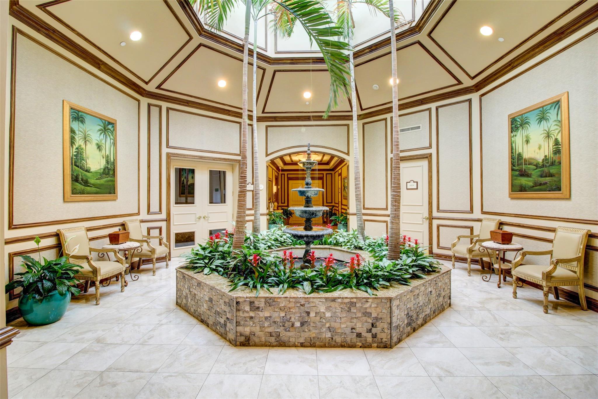 67 Carriage Lane, Plainview, NY 11803