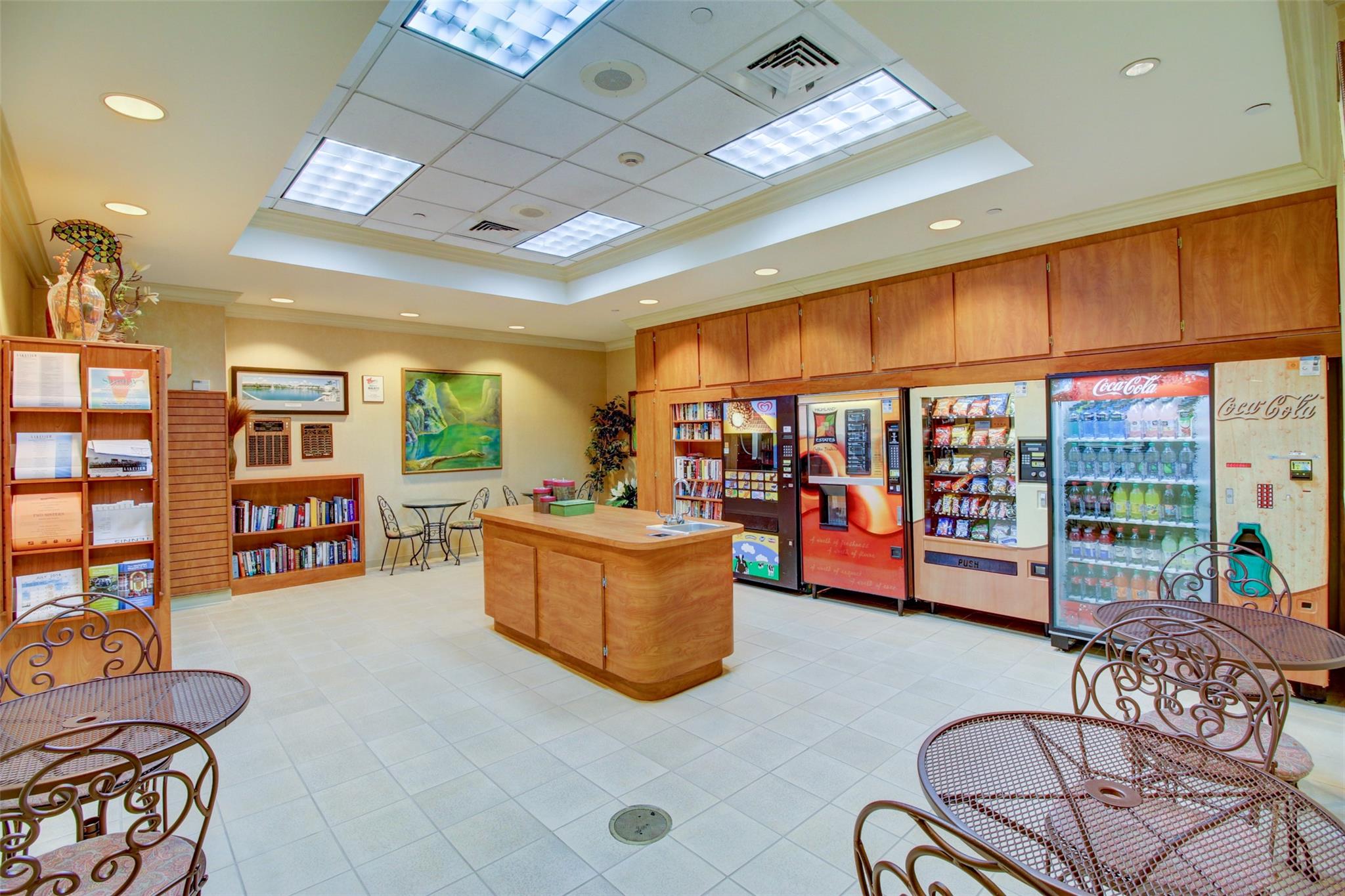 67 Carriage Lane, Plainview, NY 11803