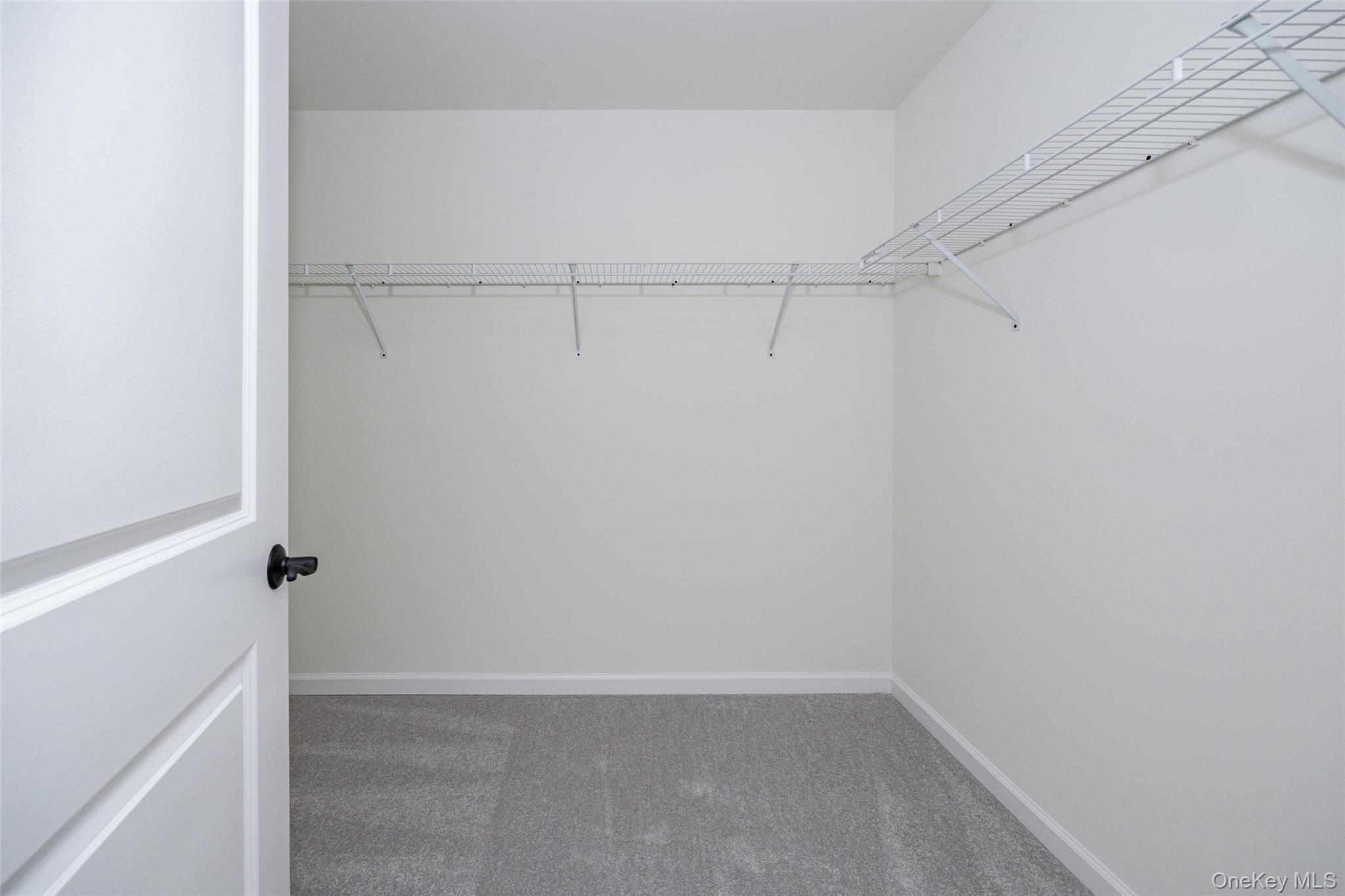 10 Page Court, Poughkeepsie, NY 12603