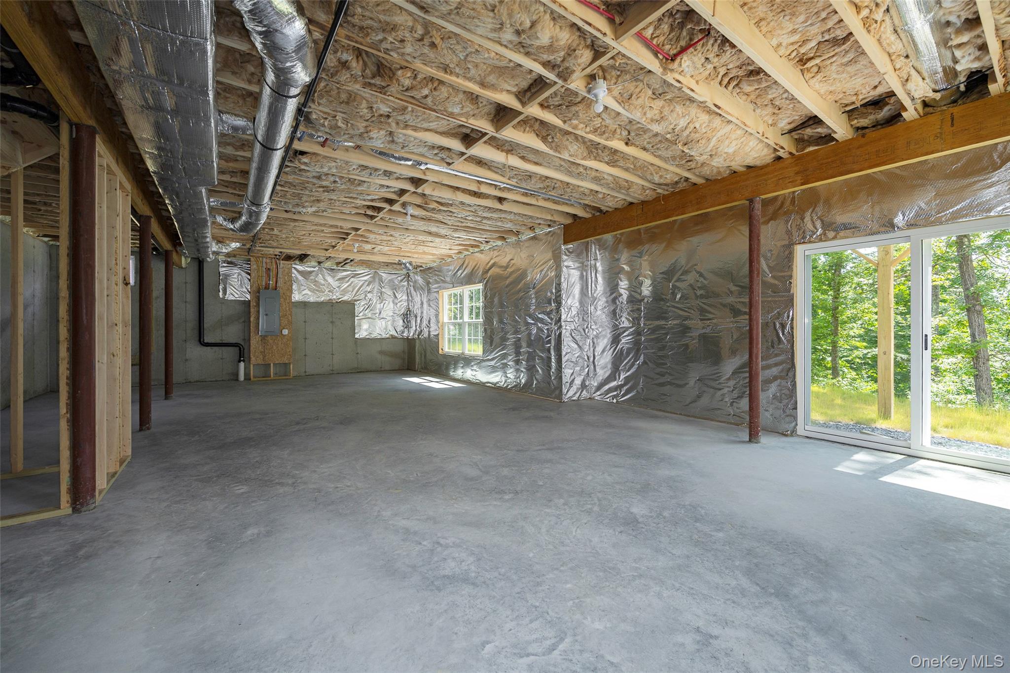 10 Page Court, Poughkeepsie, NY 12603