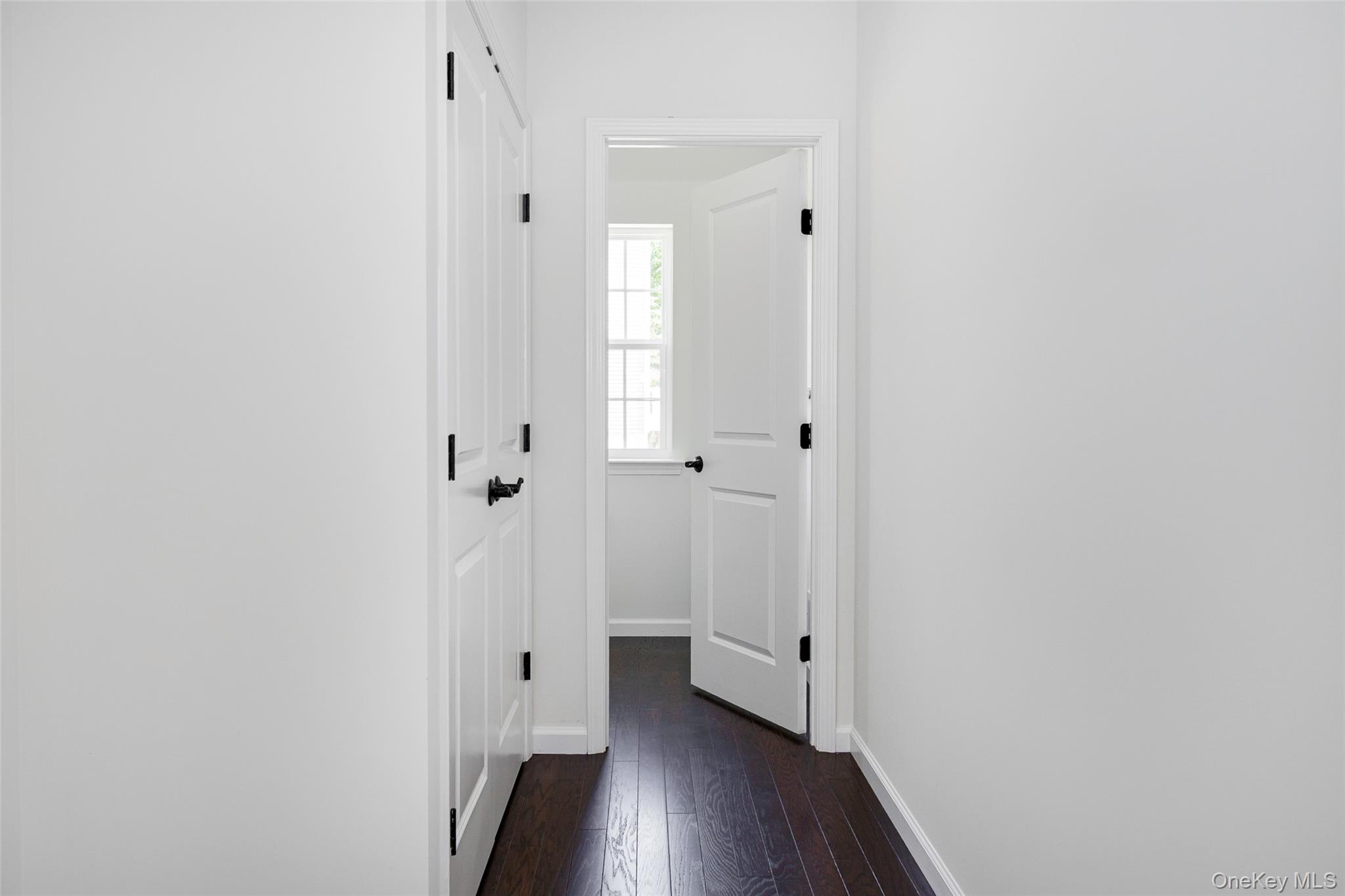 10 Page Court, Poughkeepsie, NY 12603