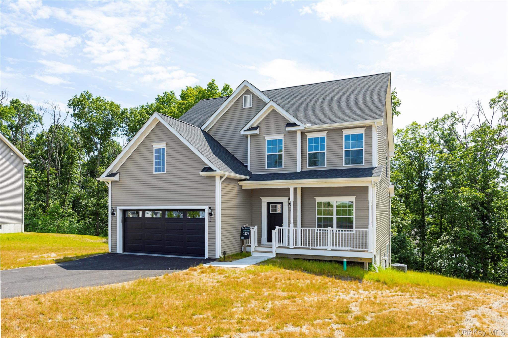 10 Page Court, Poughkeepsie, NY 12603