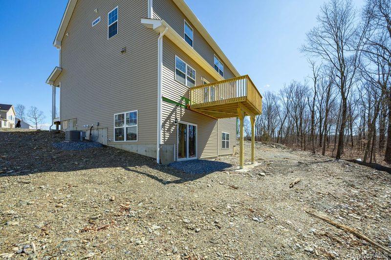 10 Page Court, Poughkeepsie, NY 12603