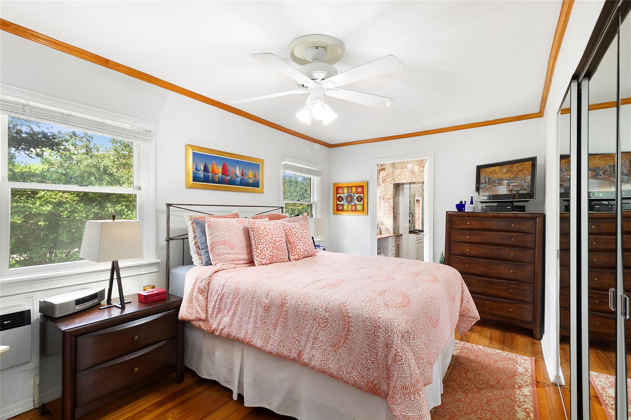 1 Rebadam Lane, Southampton, NY 11968