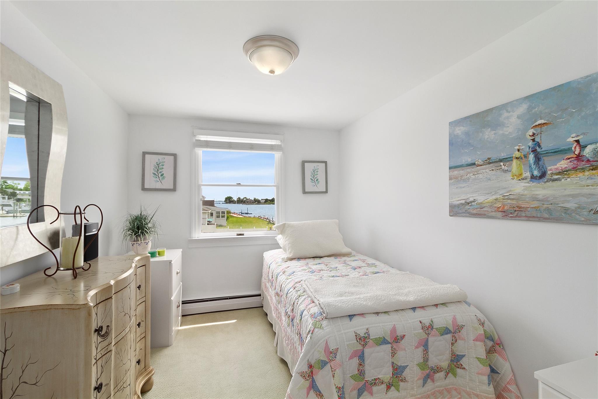 1 Rebadam Lane, Southampton, NY 11968