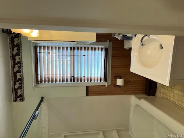 13 Dewitt Street, Ellenville, NY 12428