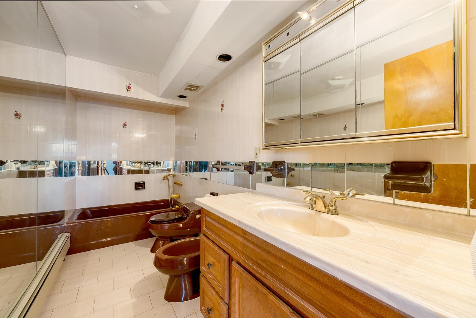 15750 95th Street, Howard Beach, NY 11414