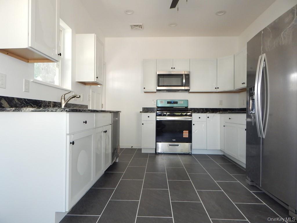 17 Brooklyn Street, Port Jervis, NY 12771