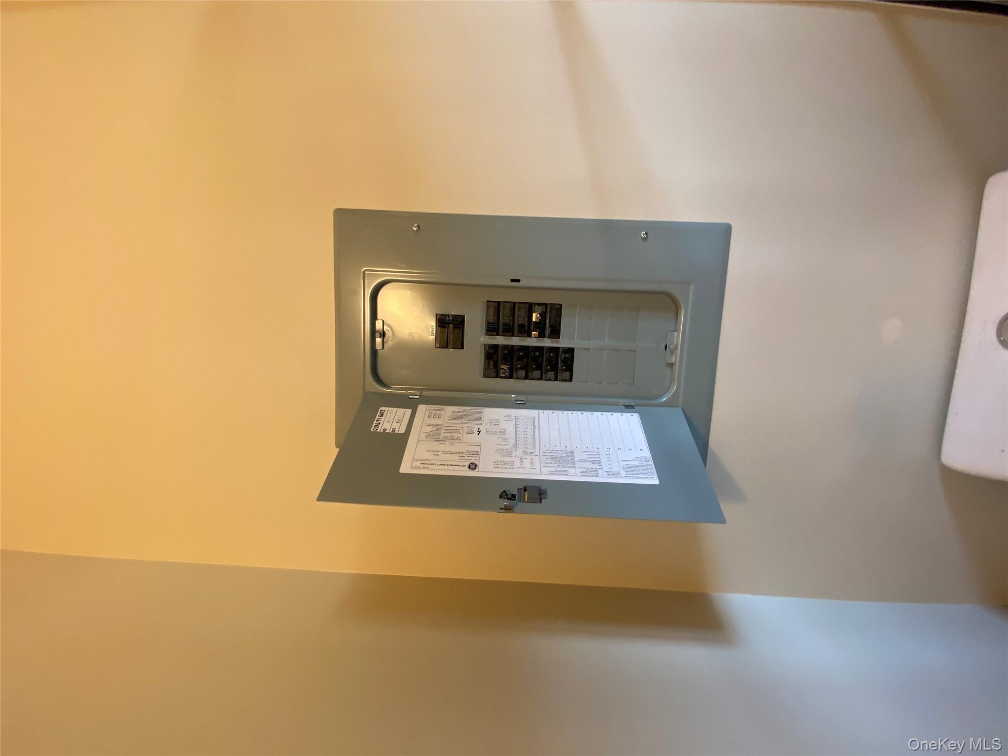 24 Lovett Lane, Jeffersonville, NY 12748