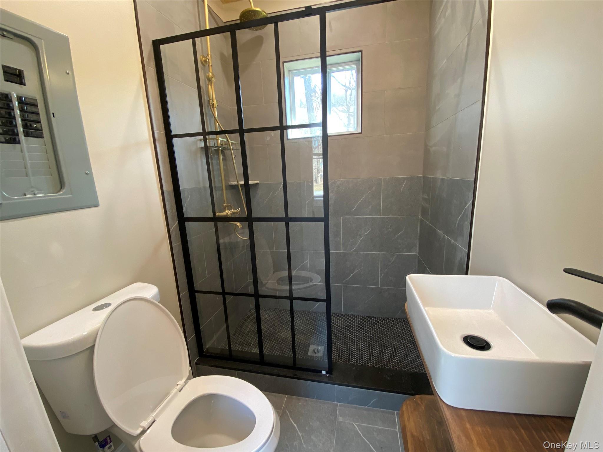 24 Lovett Lane, Jeffersonville, NY 12748